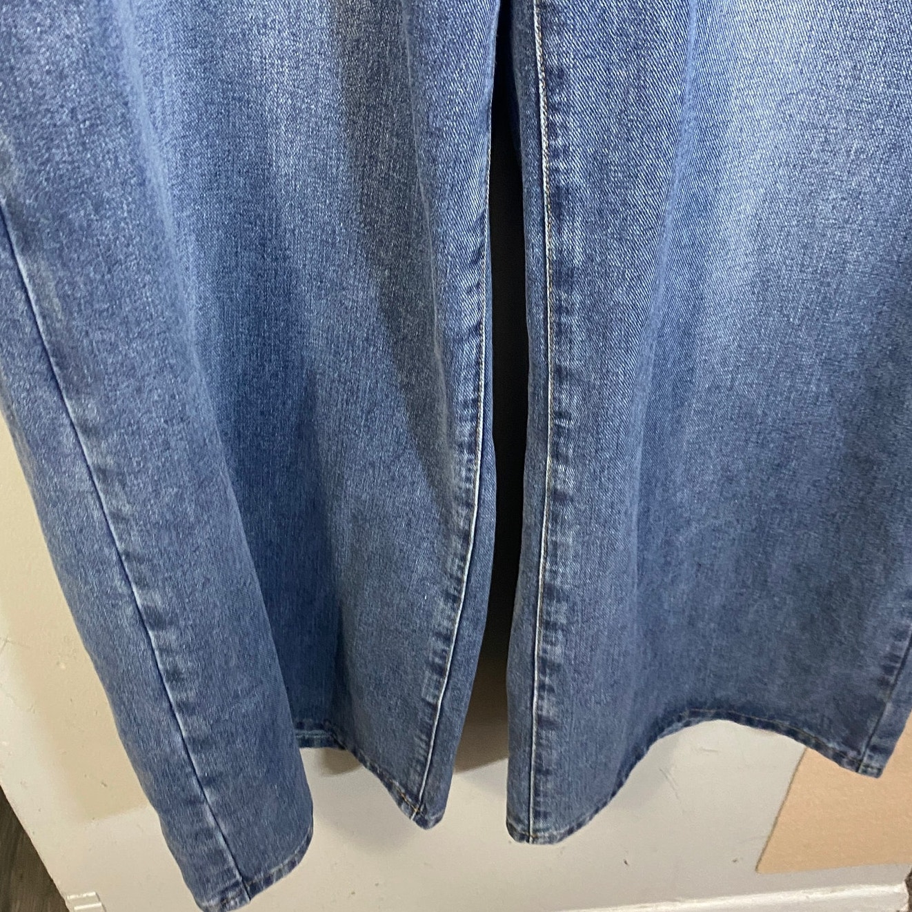 Micas Nwt Denim Asymmetrical High Waist Wide Leg Jeans Blue High Rise Sz L — image 4 of 8